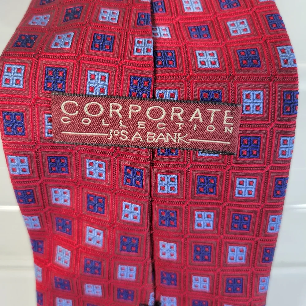 Mens Joseph A. Banks textured 100% Silk tie Made in the USA - Picture 3 of 5